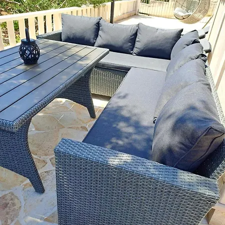 Roza Villa Sevid