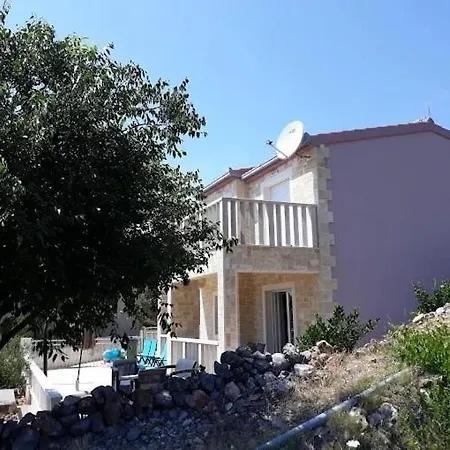 Roza Villa Sevid